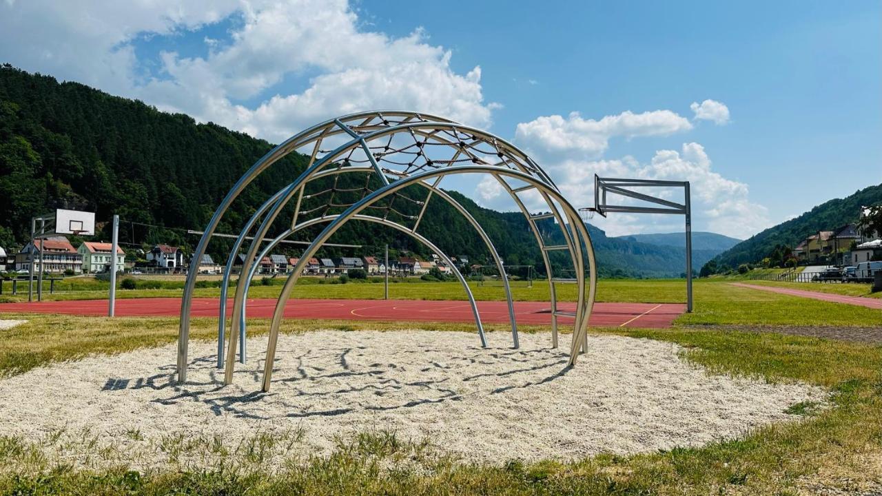 Hotel Erbgericht Bad Schandau Bagian luar foto